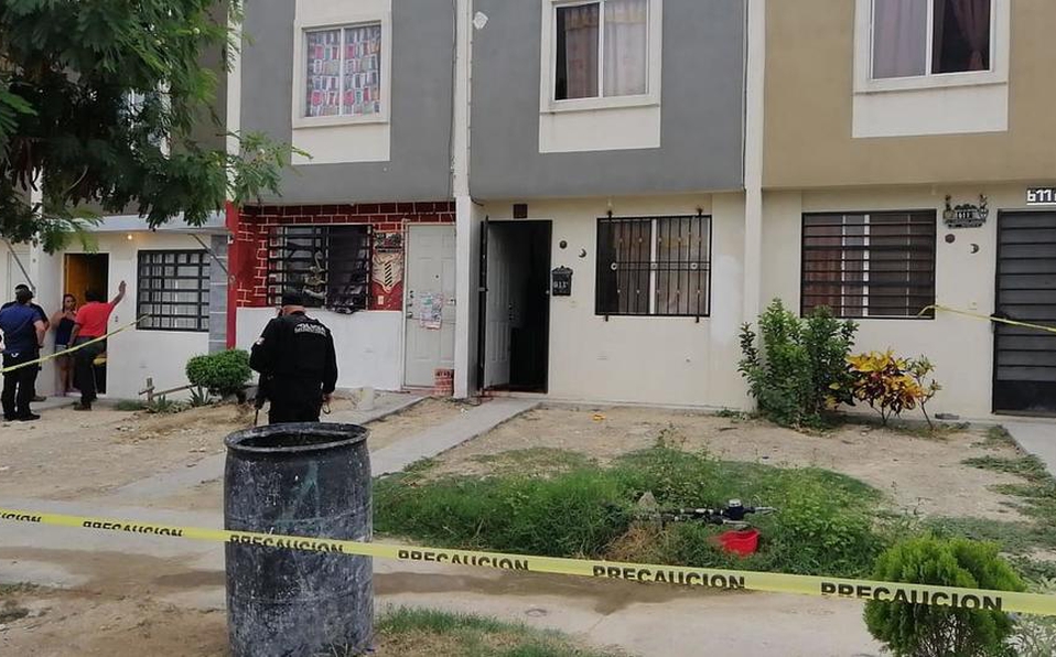 Presuntos Sicarios Tocan A La Puerta De Su Casa Y Asesinan A Jovencita