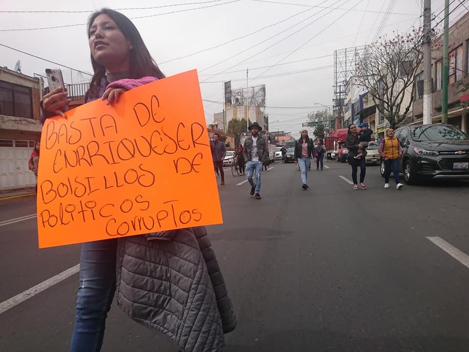 Tras Convocatoria De La Uaem Pobladores De Toluca Edomex Marchan