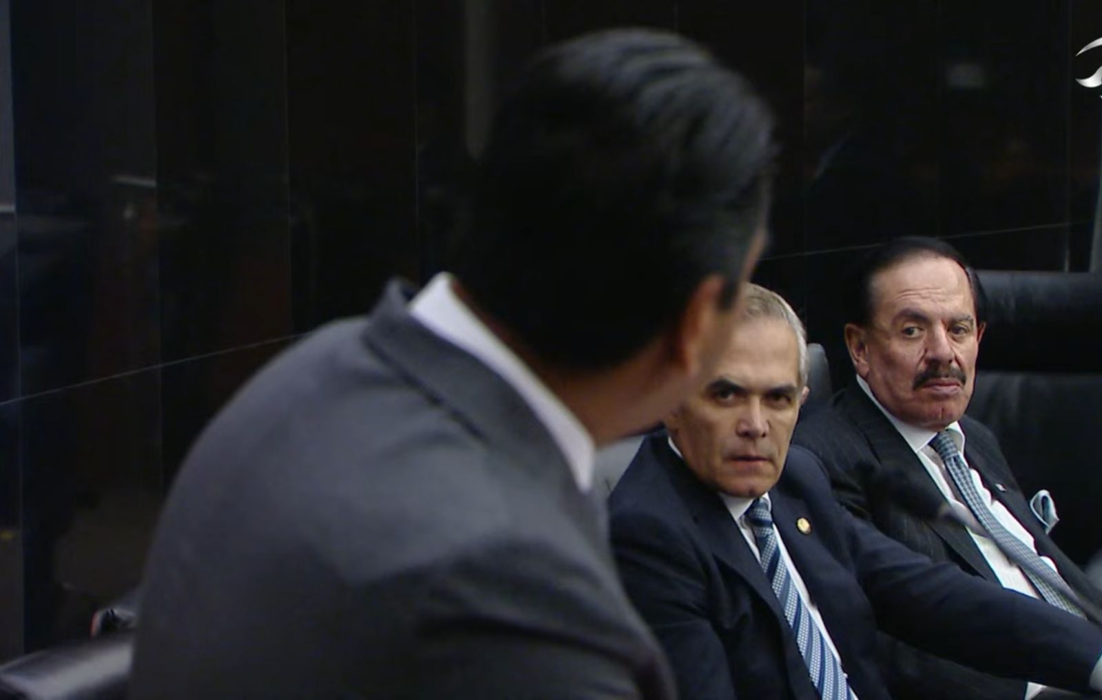 El dueño del Universal, Juan Francisco Ealy Ortíz, junto a Miguel Ángel Mancera. Fuente: Cortesía