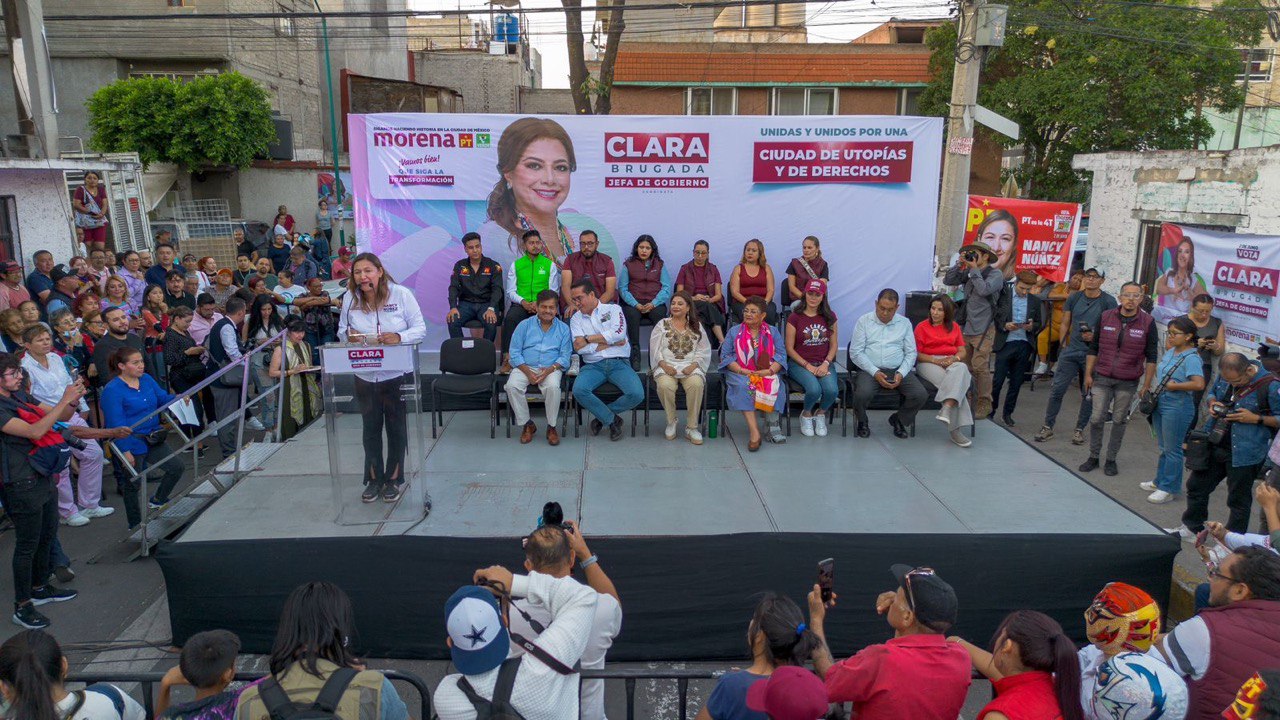 La morenista Clara Brugada y Nancy Núñez. Fuente: Cortesía