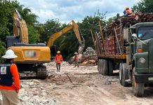 Profepa dicta clausura total temporal de obras de Perfect Day Mahahual por daños al manglar Personal de la Profepa durante visita de inspección al al proyecto “Perfect Day Mahahual"