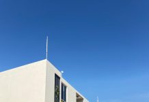 Entregan llaves a 26 familias en Villa de Álvarez; inyectarán 11,400 mdp a Colima para viviendas en este sexenio