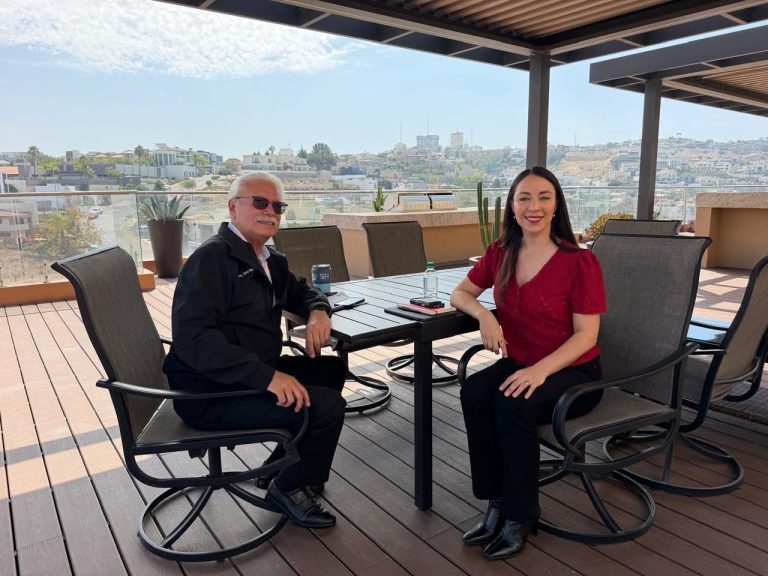 El exgobernador Jaime Bonilla y la senadora Julieta Padilla. Foto Cortesía